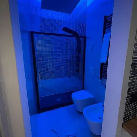 Luxury Appartament Como, * كومو