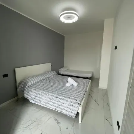 Luxury Appartament Como, * كومو